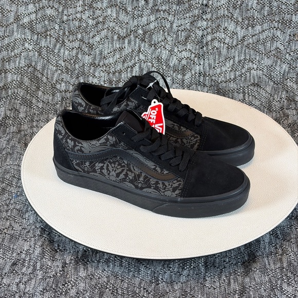 Vans Shoes - Vans Old Skool Tapestry Raven Sneakers Women's 7.5
